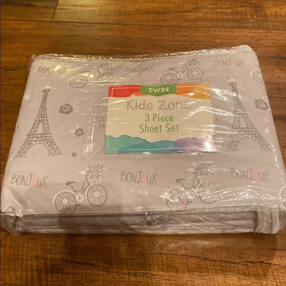 Kids zone Paris Bonjour twin size sheet set
